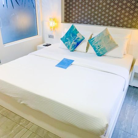 Velana Beach Hotel Maldives Maafushi Exterior foto