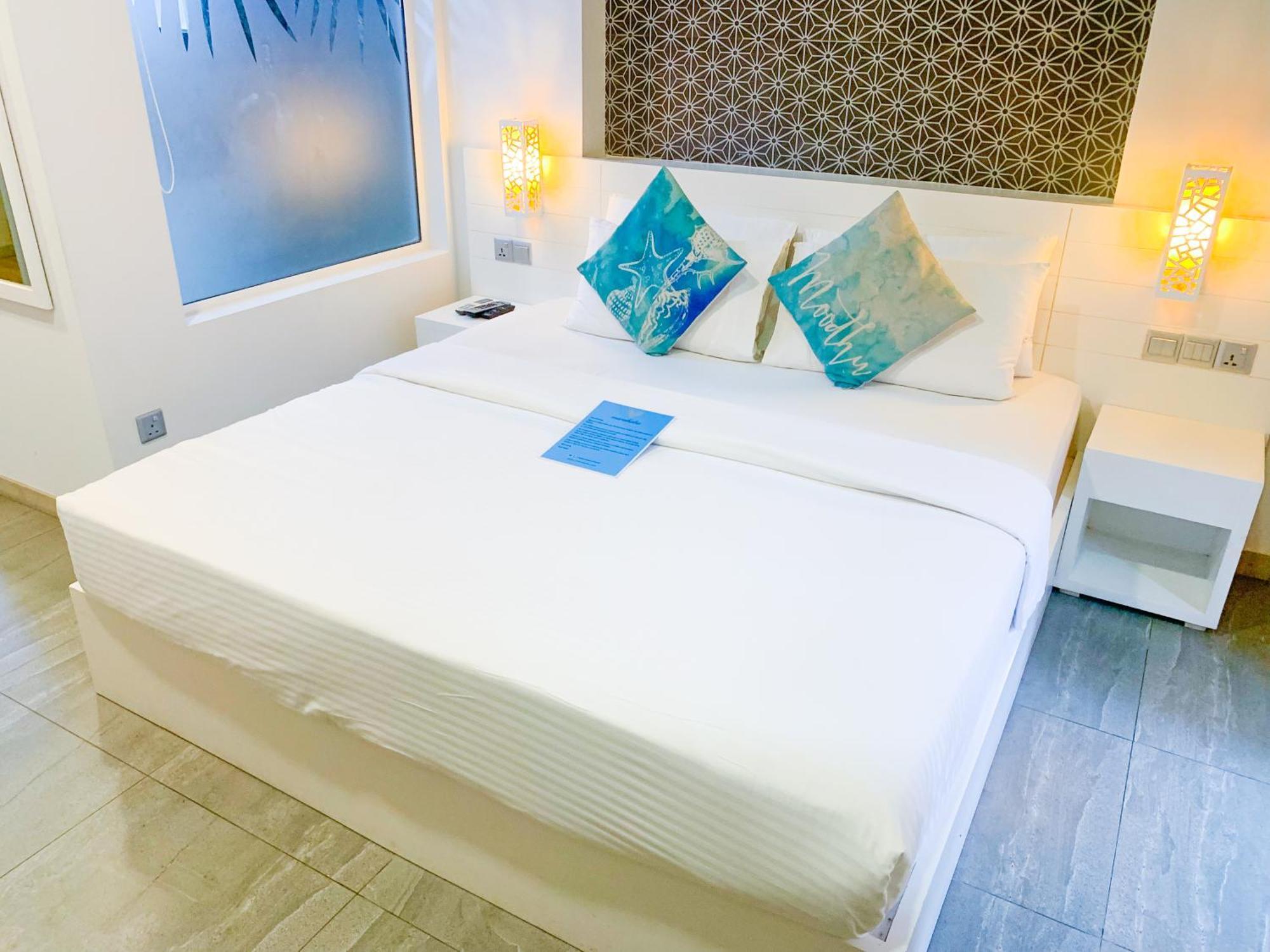 Velana Beach Hotel Maldives Maafushi Exterior foto